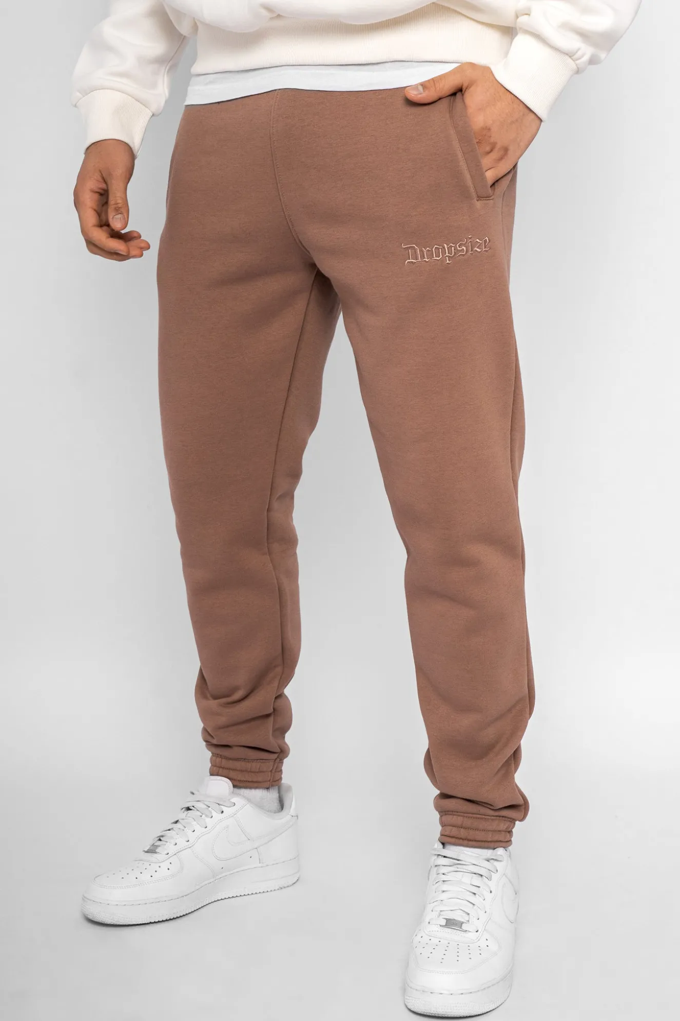 EMBO V2 JOGGER BROWN