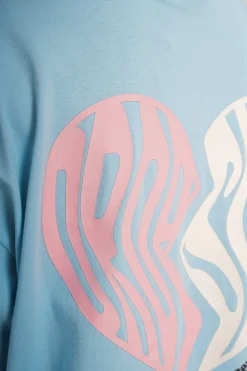 HEAVY BROKEN HEART T-SHIRT BABY BLUE