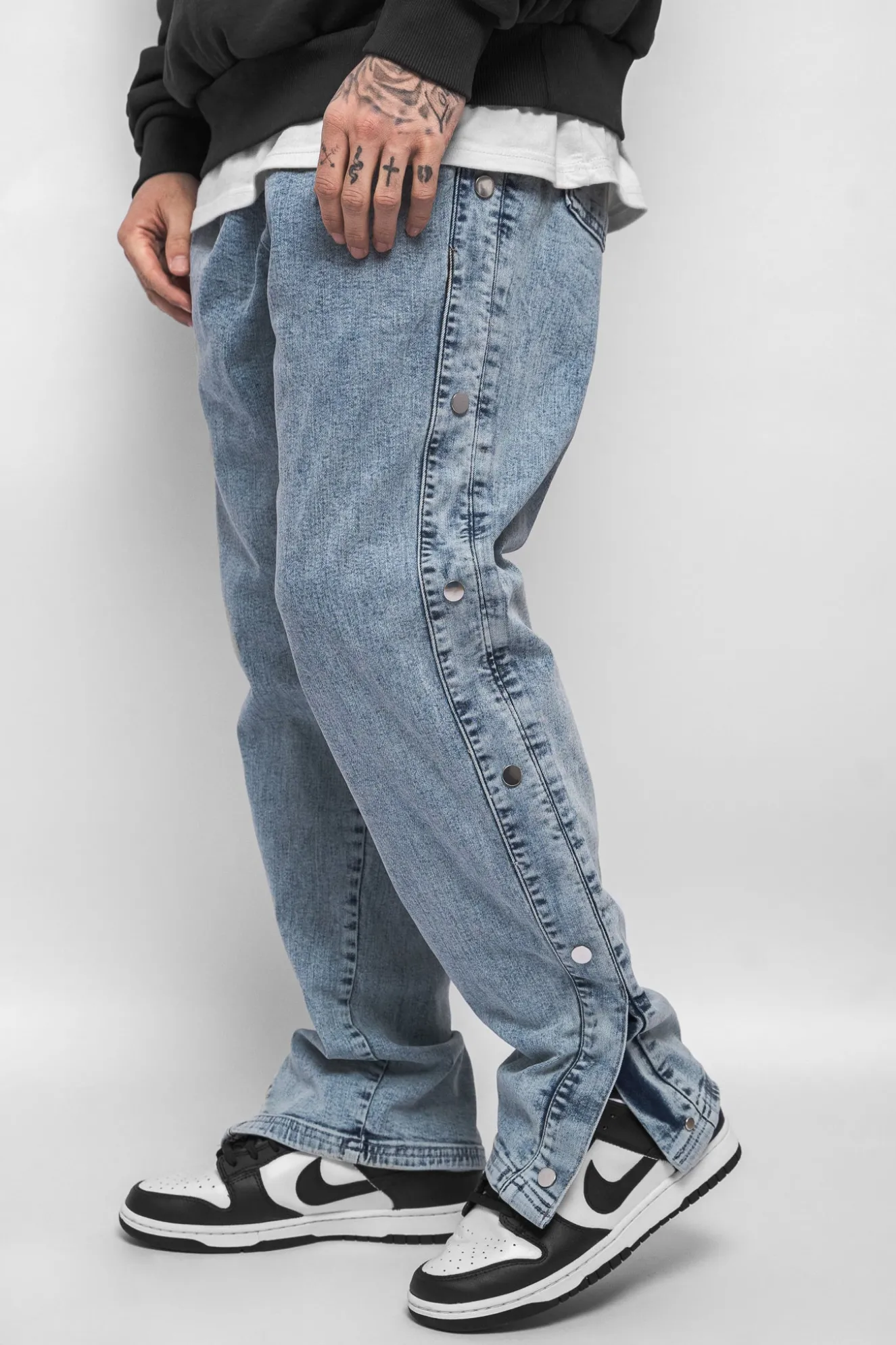 HEAVY BUTTON JEANS LIGHT BLUE