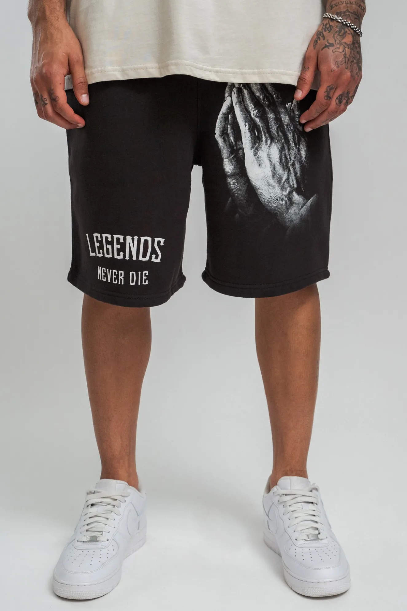 HEAVY LEGENDS SWEAT SHORT WASHED BLACK