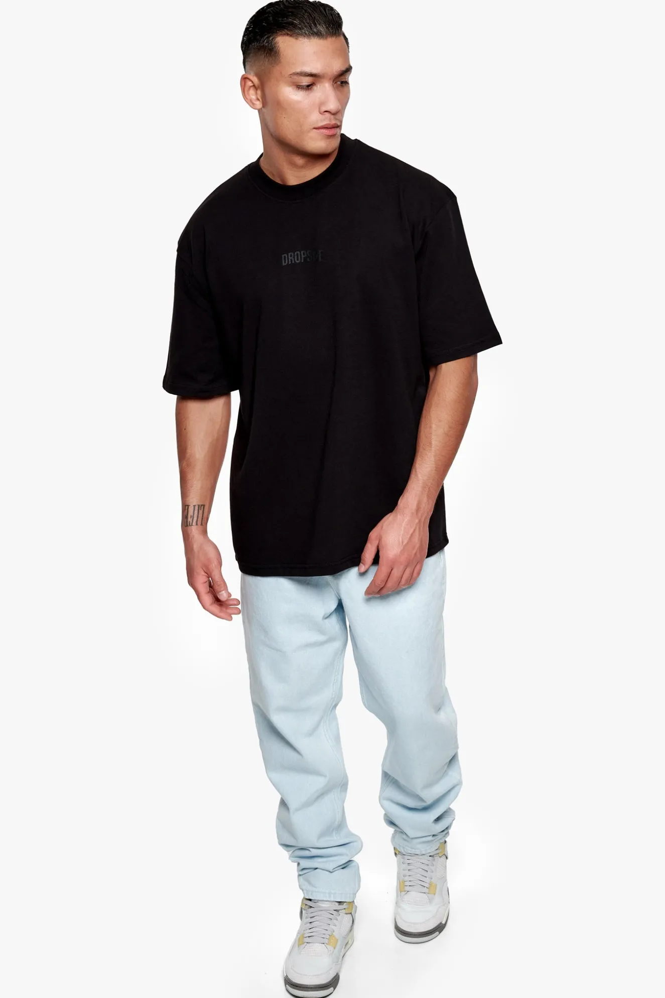 HEAVY OVERSIZE CURVED HD LOGO T-SHIRT BLACK