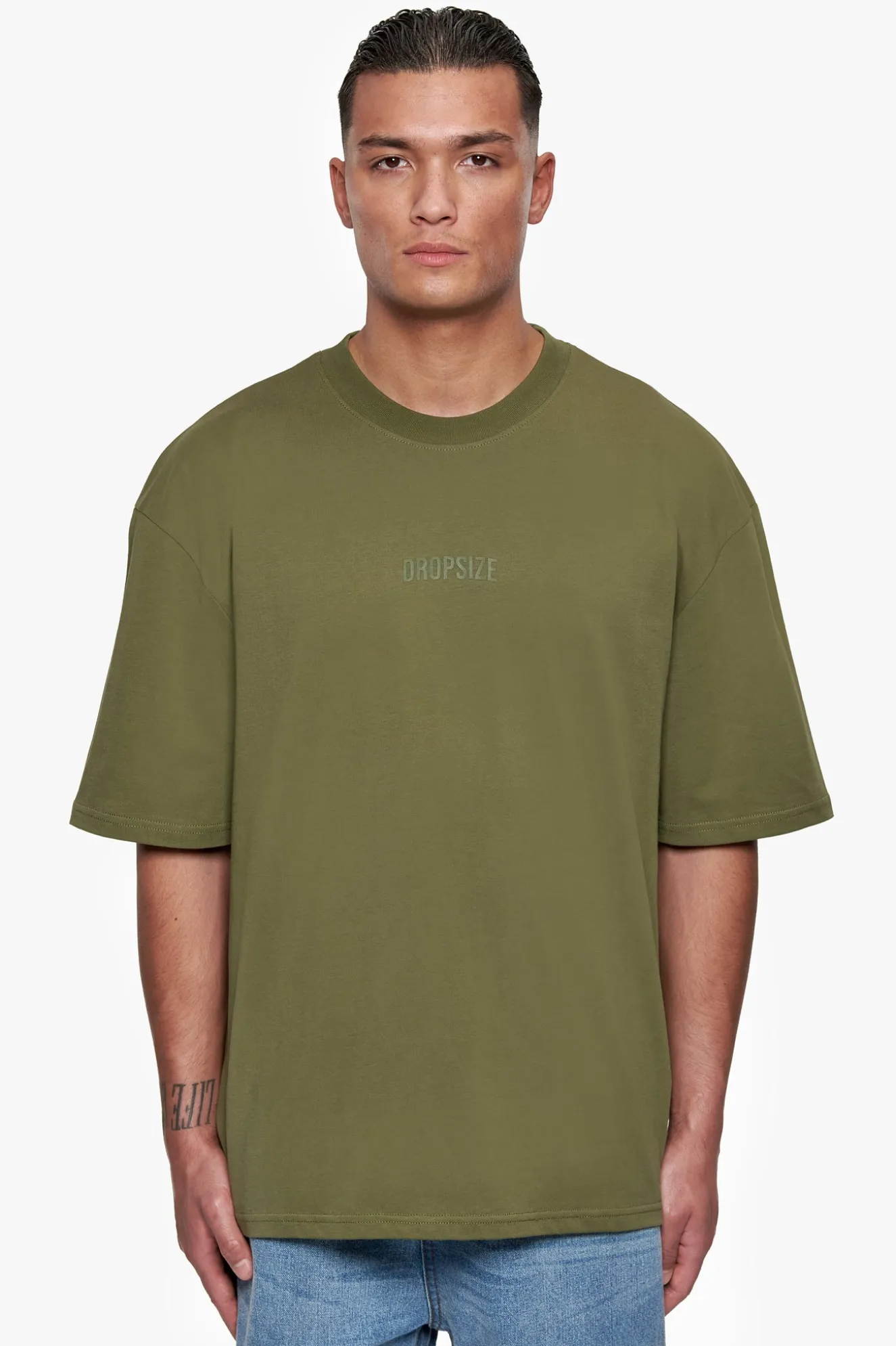 HEAVY OVERSIZE CURVED HD LOGO T-SHIRT OLIVE