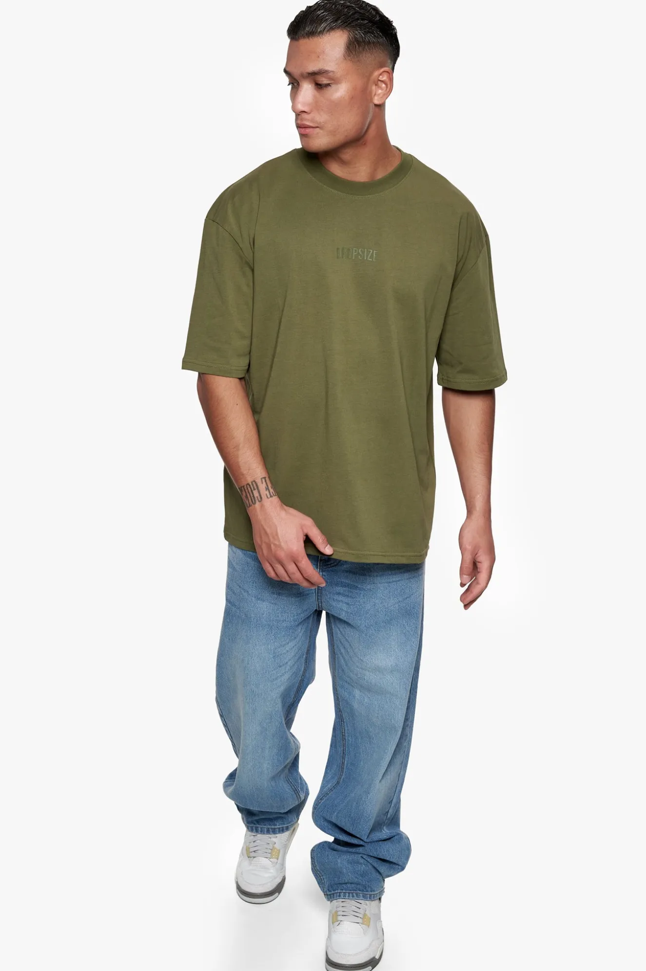 HEAVY OVERSIZE CURVED HD LOGO T-SHIRT OLIVE