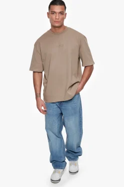 HEAVY OVERSIZE CURVED HD LOGO T-SHIRT WEATHERED TEAK