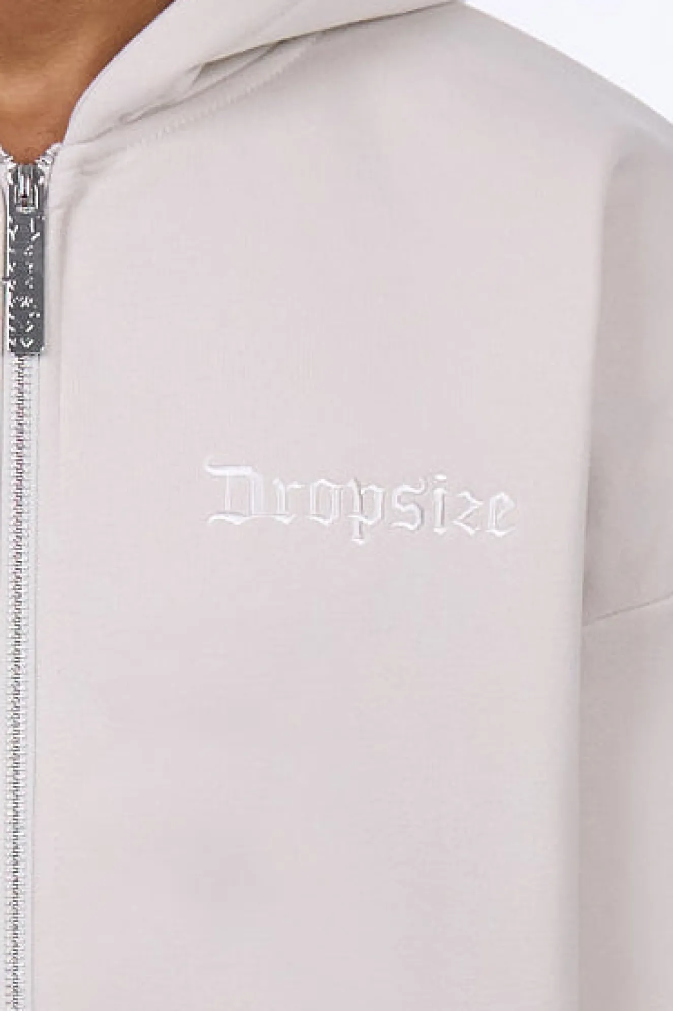 HEAVY OVERSIZE EMBO ZIP HOODIE WHITE ONYX