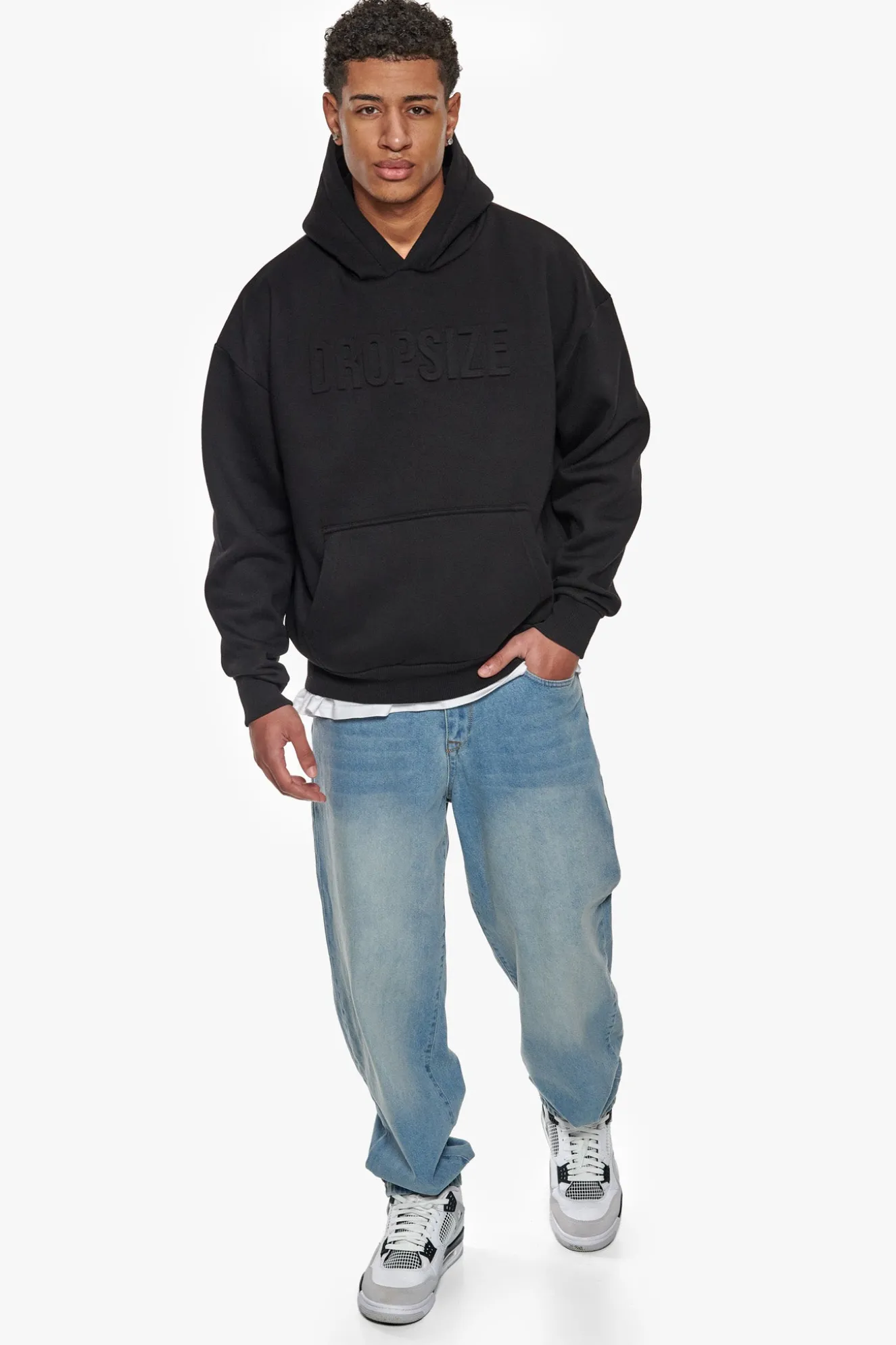 HEAVY OVERSIZE EMBOSSED HOODIE BLACK