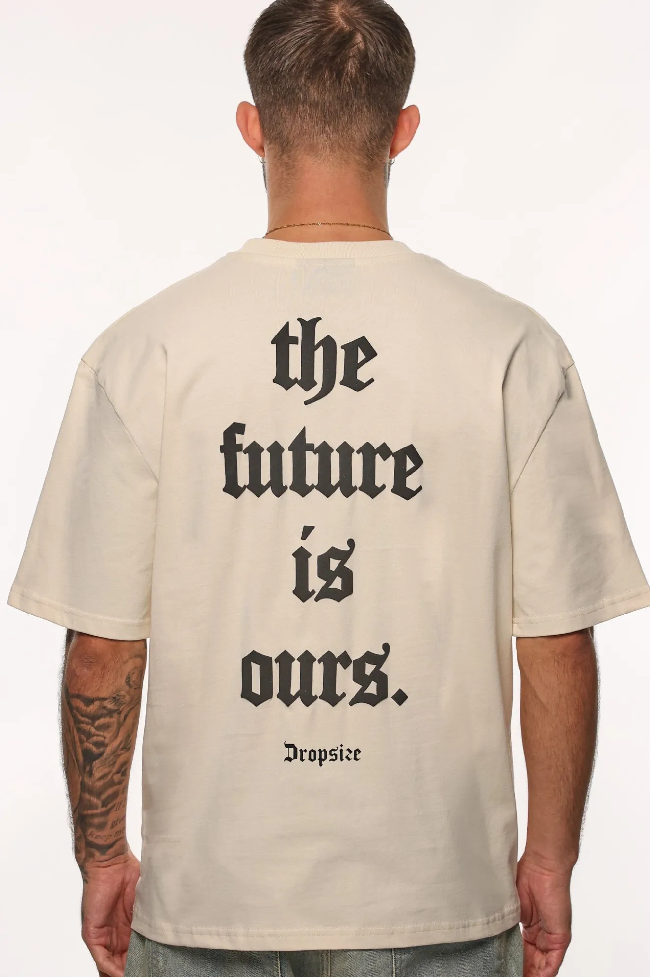 HEAVY OVERSIZE FUTURE T-SHIRT COCONUT MILK