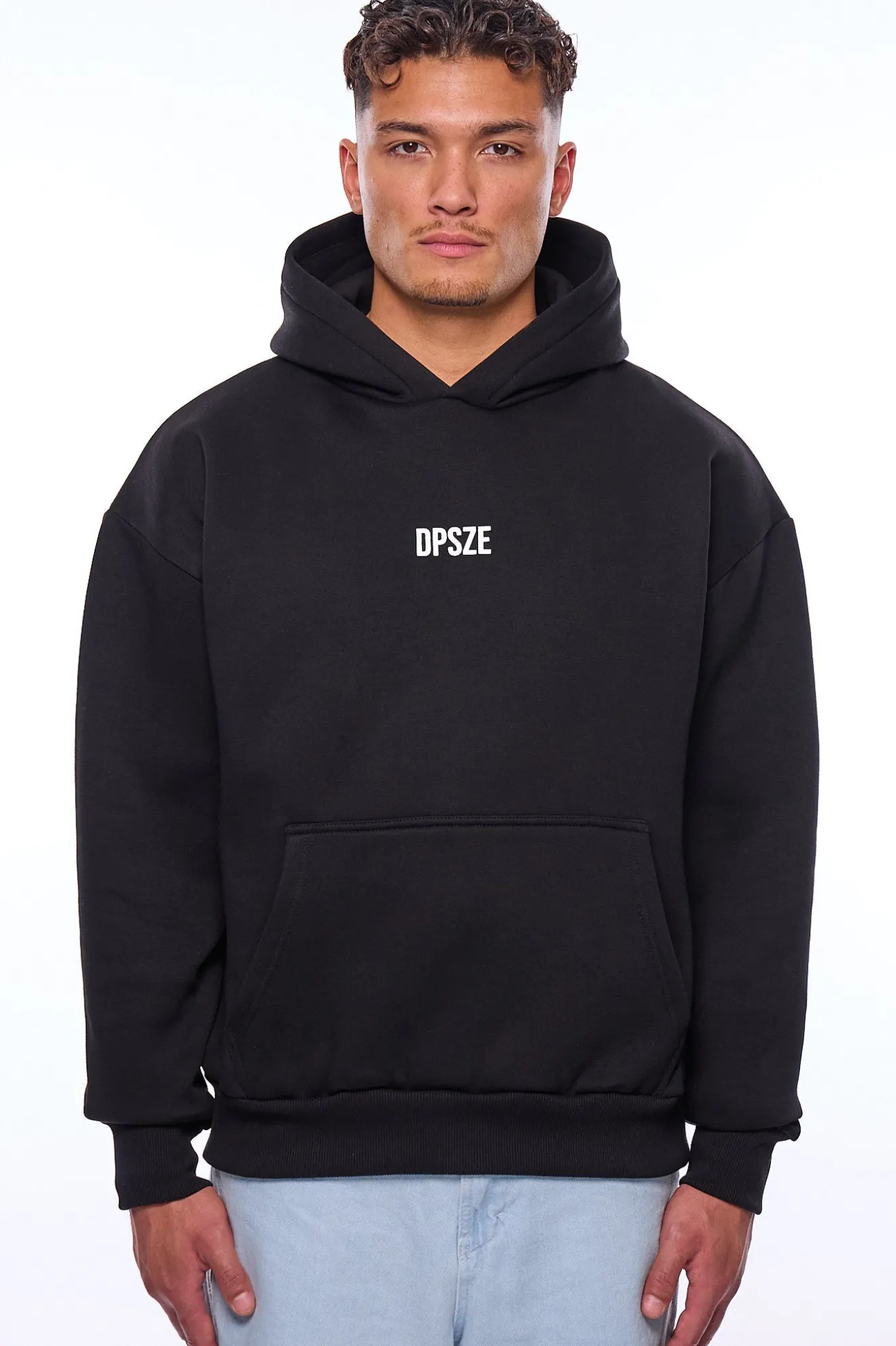 HEAVY OVERSIZE KEEP MOVING HOODIE BLACK