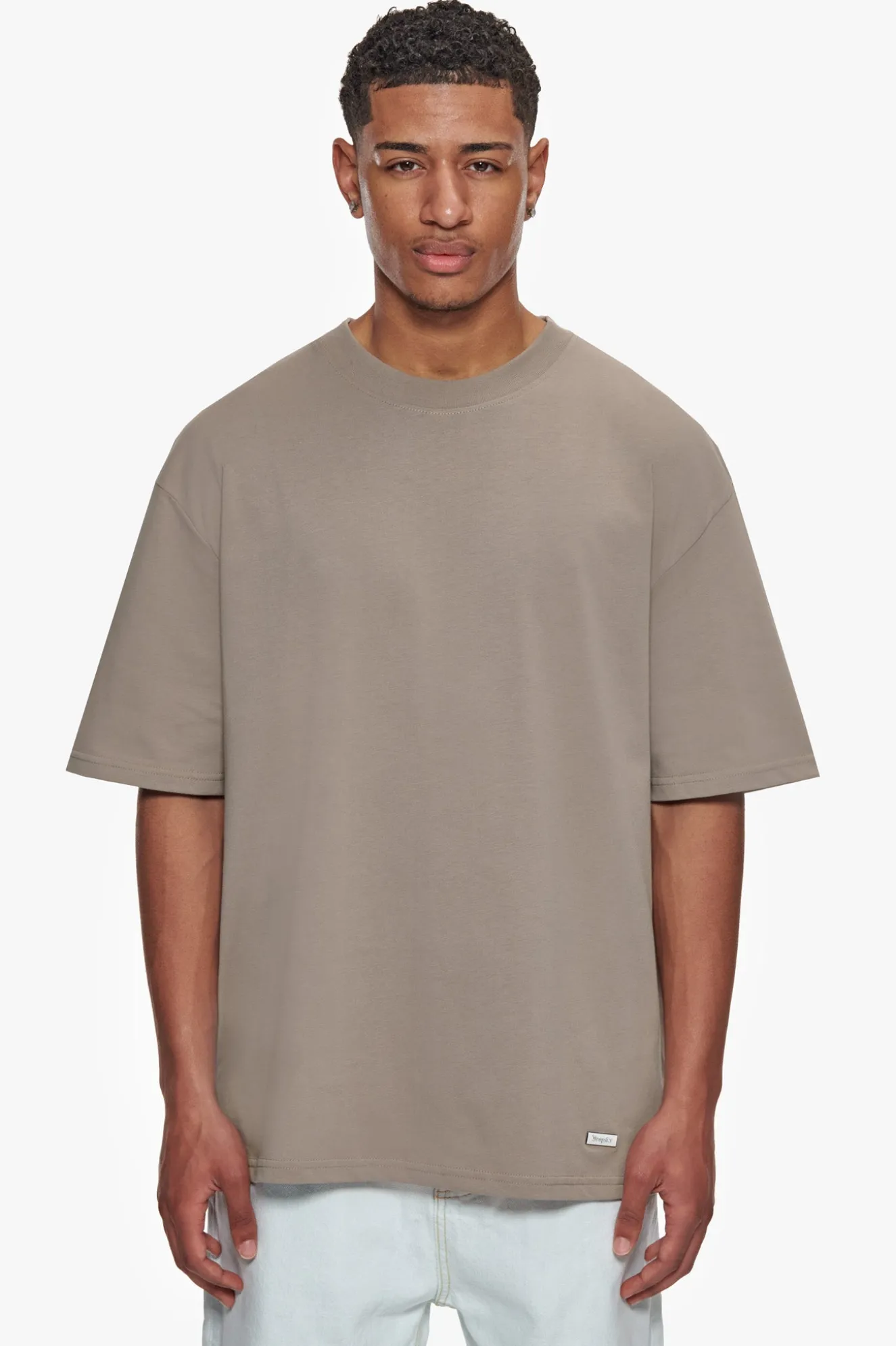 HEAVY OVERSIZE METAL PATCH BASIC T-SHIRT SIMPLY TAUPE