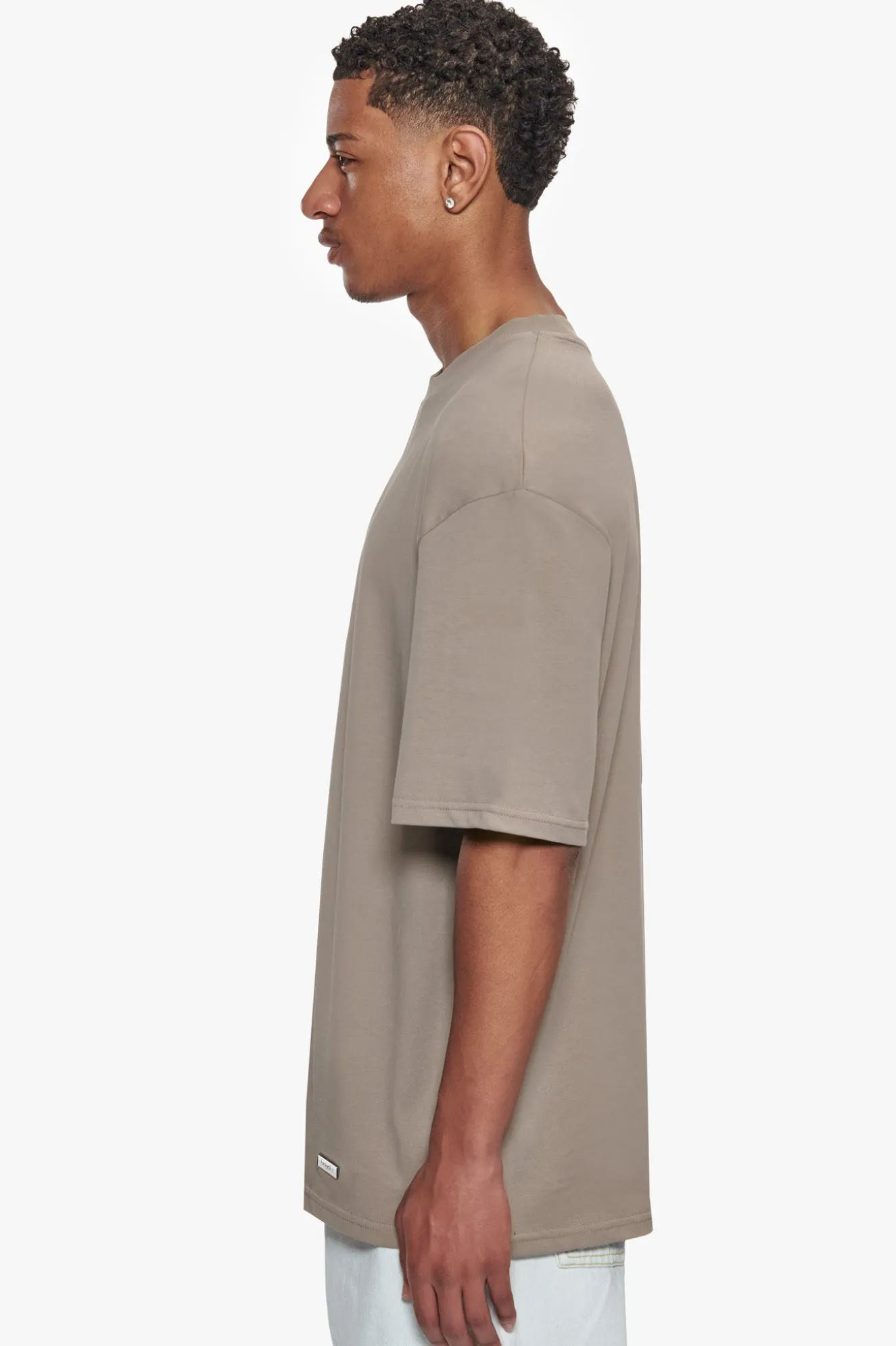 HEAVY OVERSIZE METAL PATCH BASIC T-SHIRT SIMPLY TAUPE