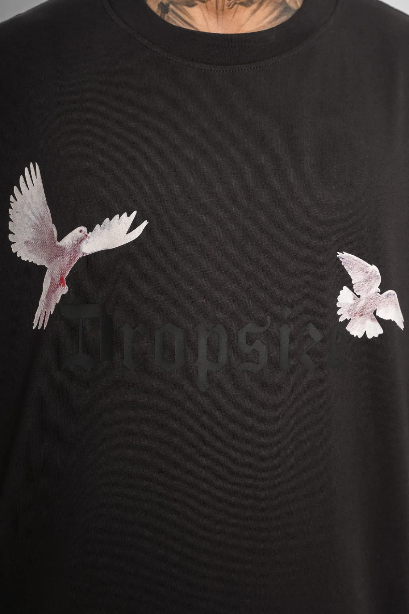 HEAVY OVERSIZE WHITE DOVES T-SHIRT WASHED BLACK