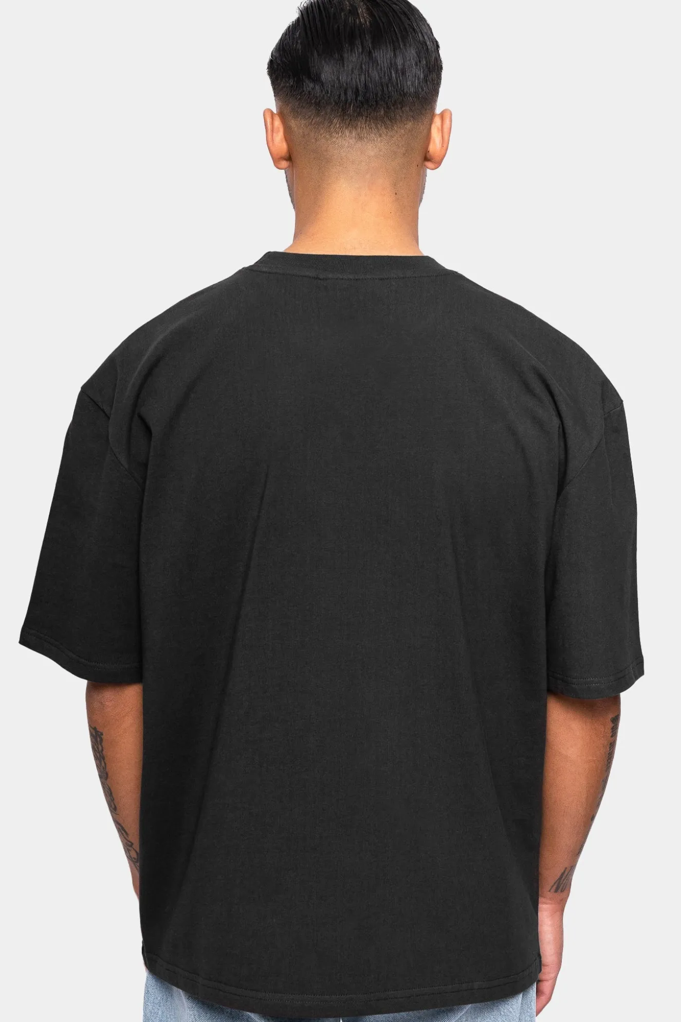 HEAVY OVERSIZE WHITE LOGO PUFFER PRINT T-SHIRT WASHED BLACK