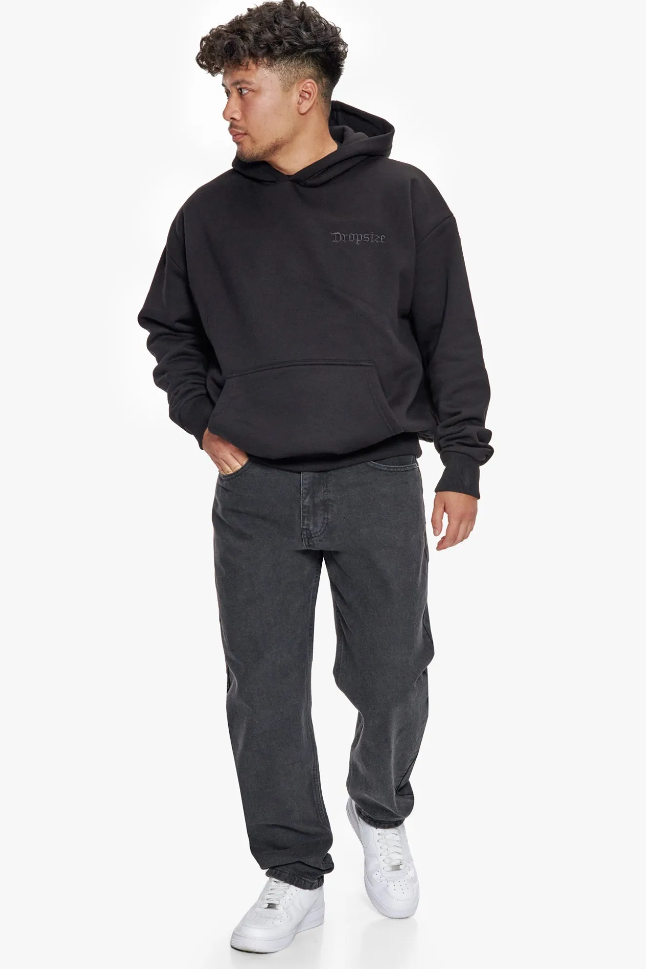LOOSE FIT CHARCOAL JEANS