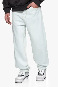 V4 LOOSE FIT JEANS LIGHT BLUE
