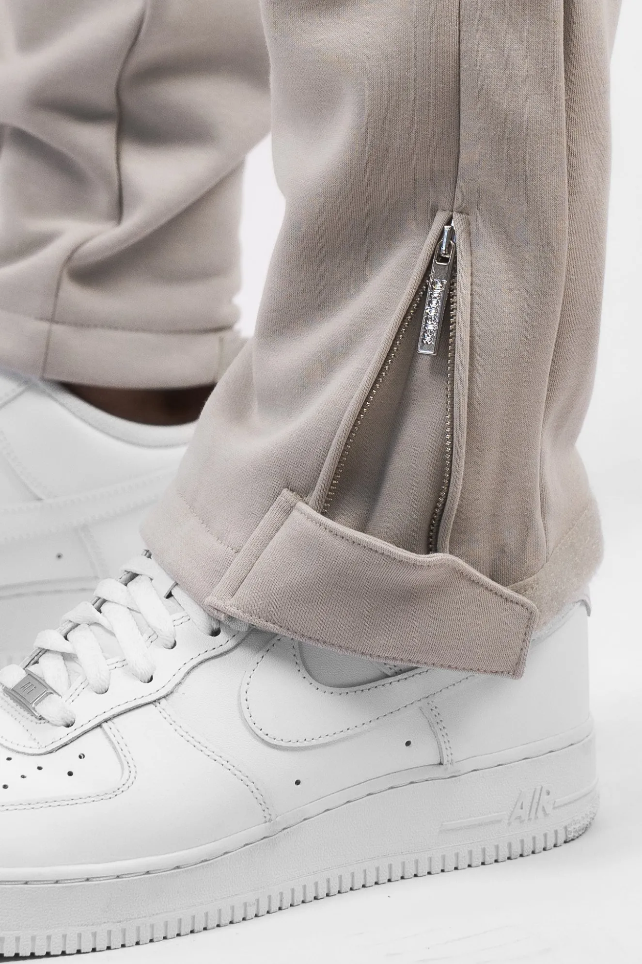 V3 SWEAT JOGGER CASHMERE